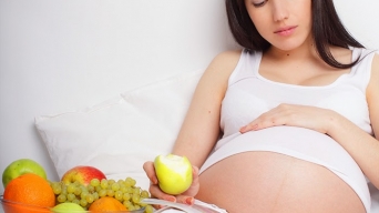 Phụ nữ mang thai mắc thủy đậu có nguy hiểm?